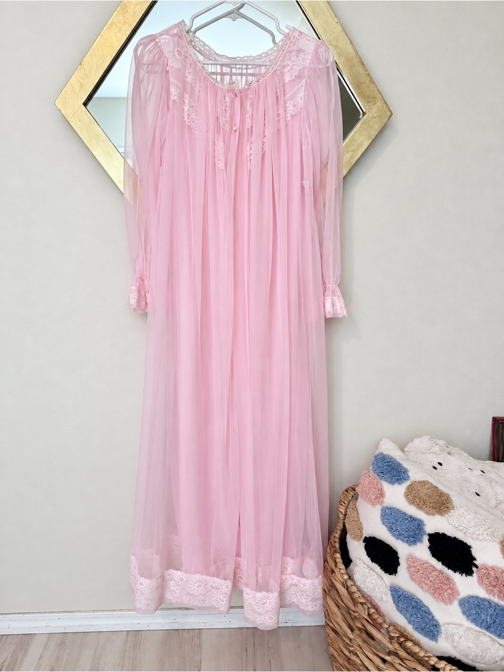 Vintage Miss Elaine Pink Peignoir Nightgown & Sheer Lace Robe Set